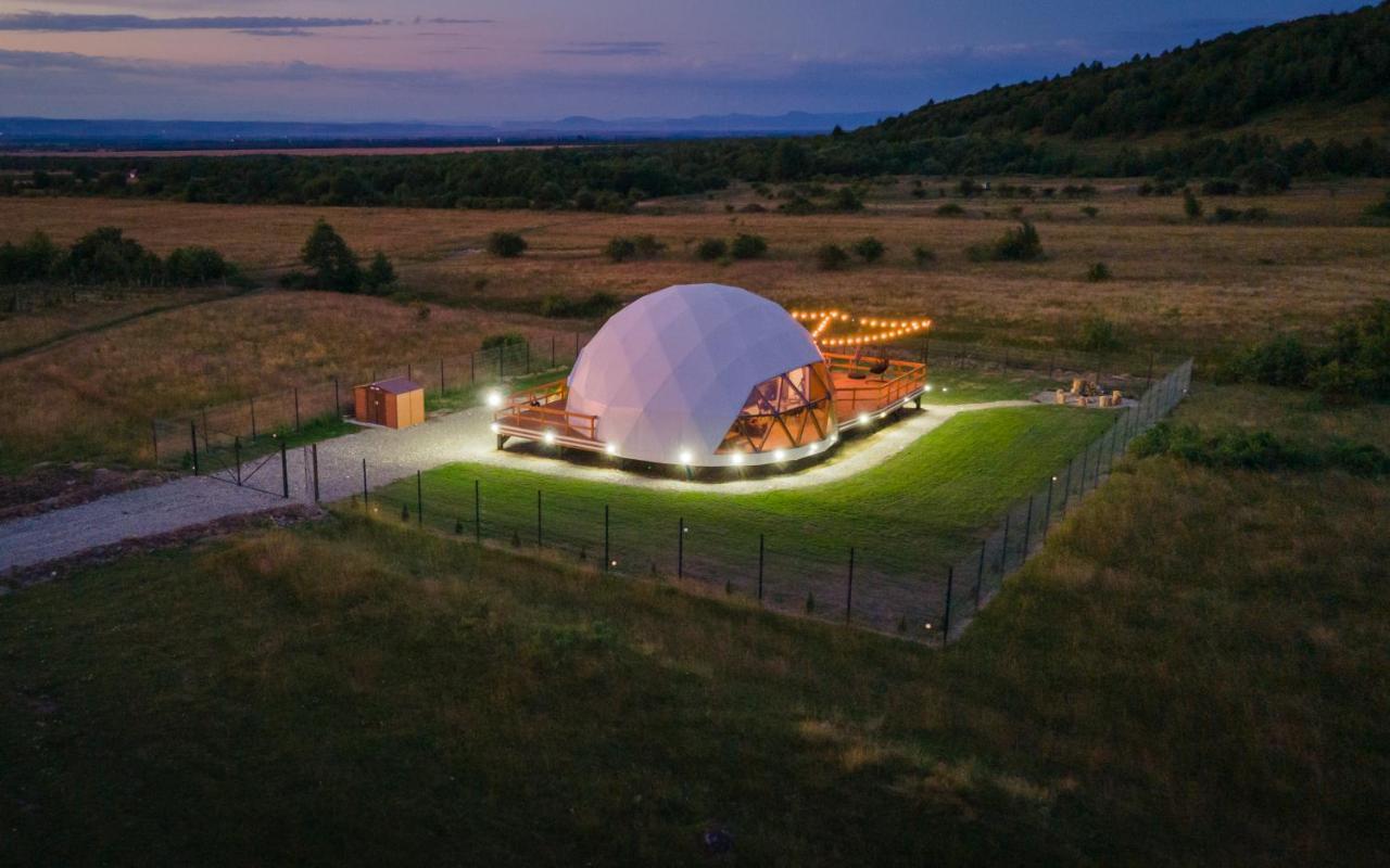 The Dome Breaza Villa Eksteriør billede