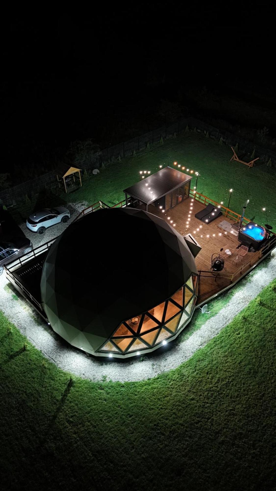 The Dome Breaza Villa Eksteriør billede